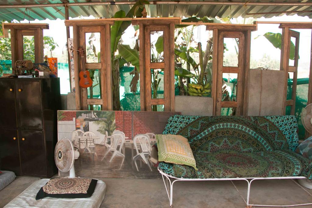 Wonderland Hostel Anjuna Ngoại thất bức ảnh
