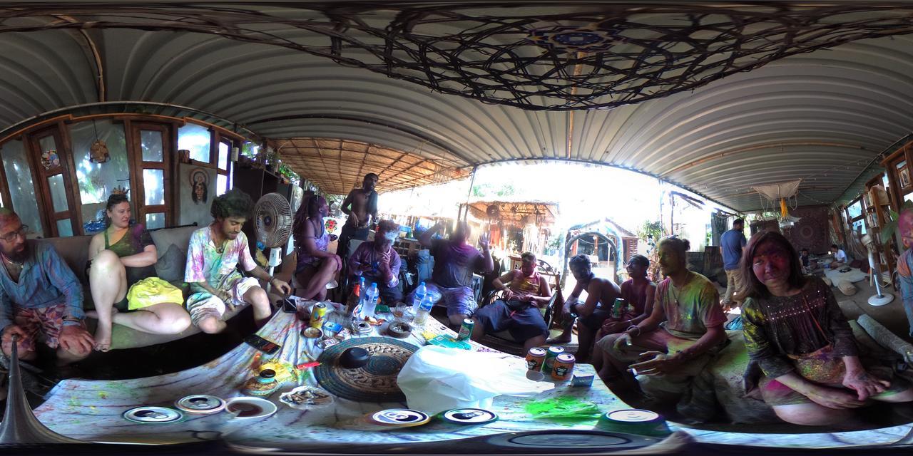 Wonderland Hostel Anjuna Ngoại thất bức ảnh