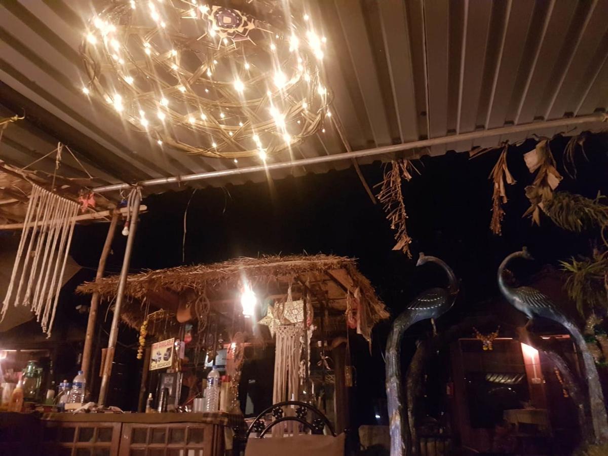 Wonderland Hostel Anjuna Ngoại thất bức ảnh